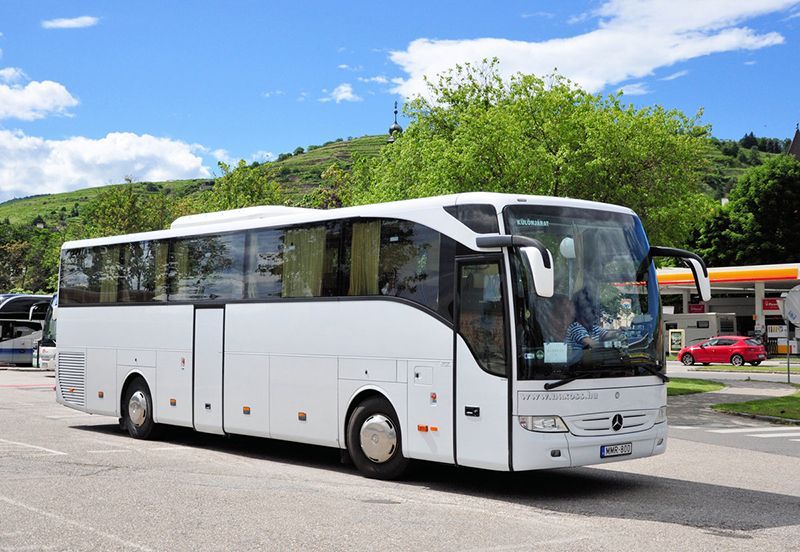 naxoss 2000 bus travel